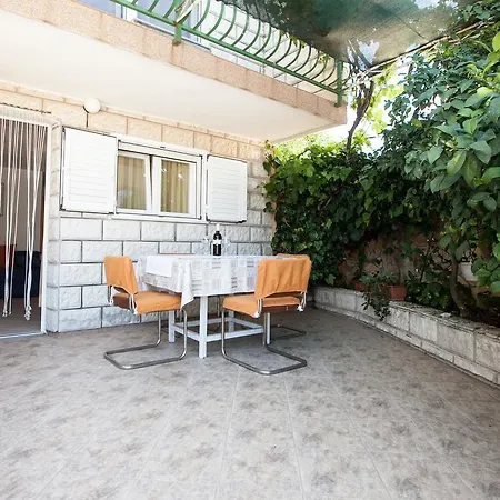 Pensión Stana - Beachfront With Sea View & Free Parking