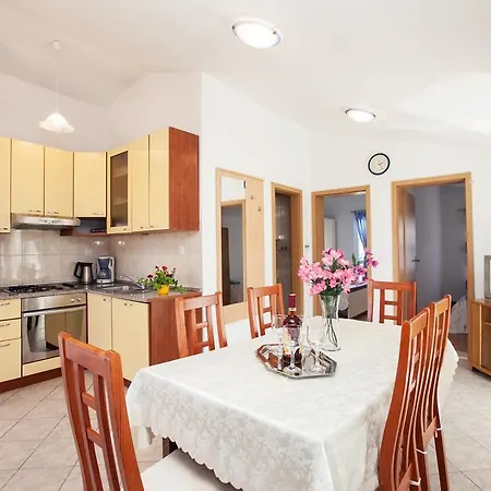 Pensión Stana - Beachfront With Sea View & Free Parking